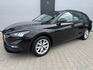 SEAT Leon 1.0 TSI STYLE BUSINESS INTENS / ACC / CAMERA / APPLE CARPLAY / NL-AUTO / DEALER ONDERHOUDEN.