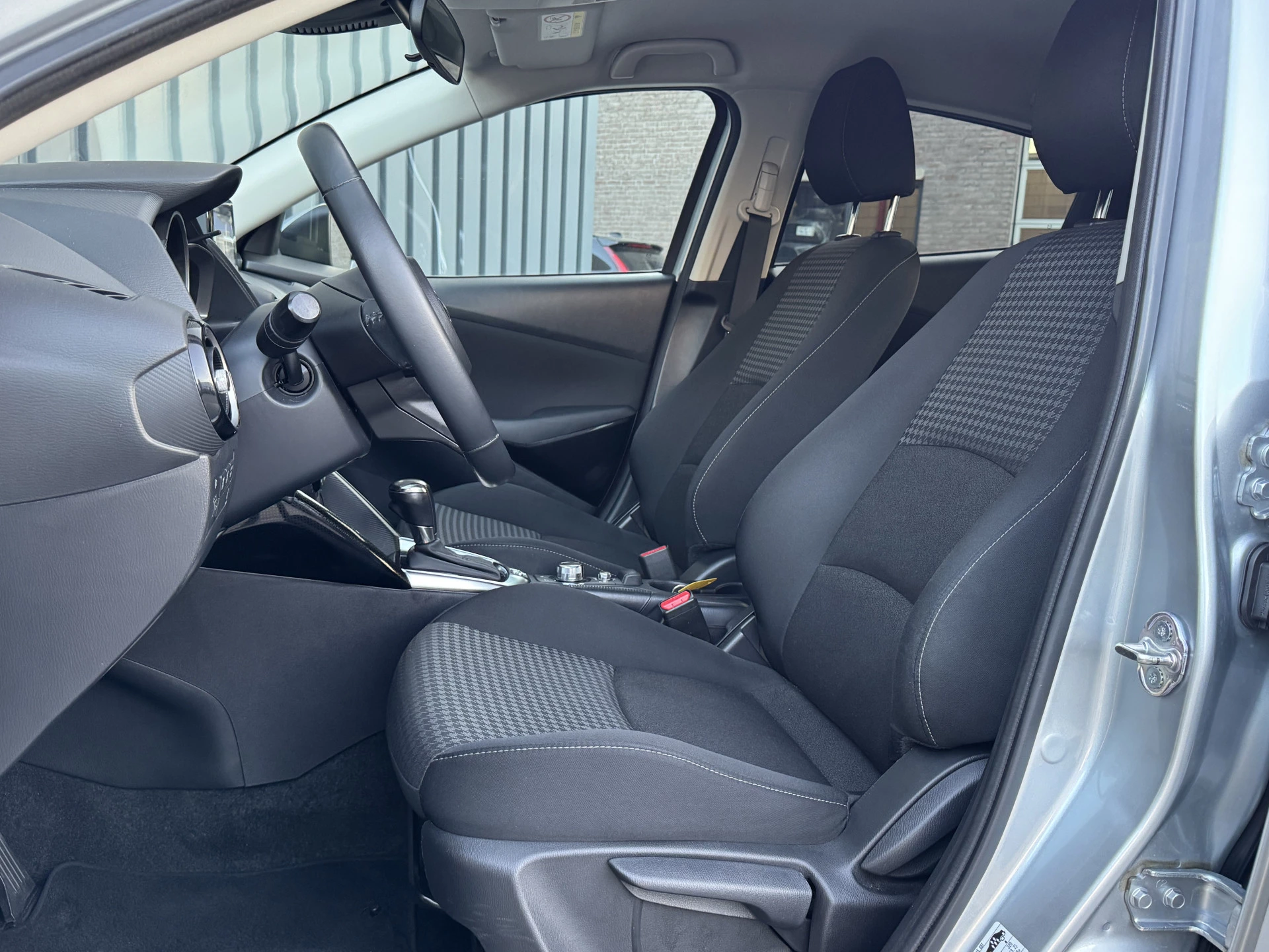 Hoofdafbeelding Mazda 2