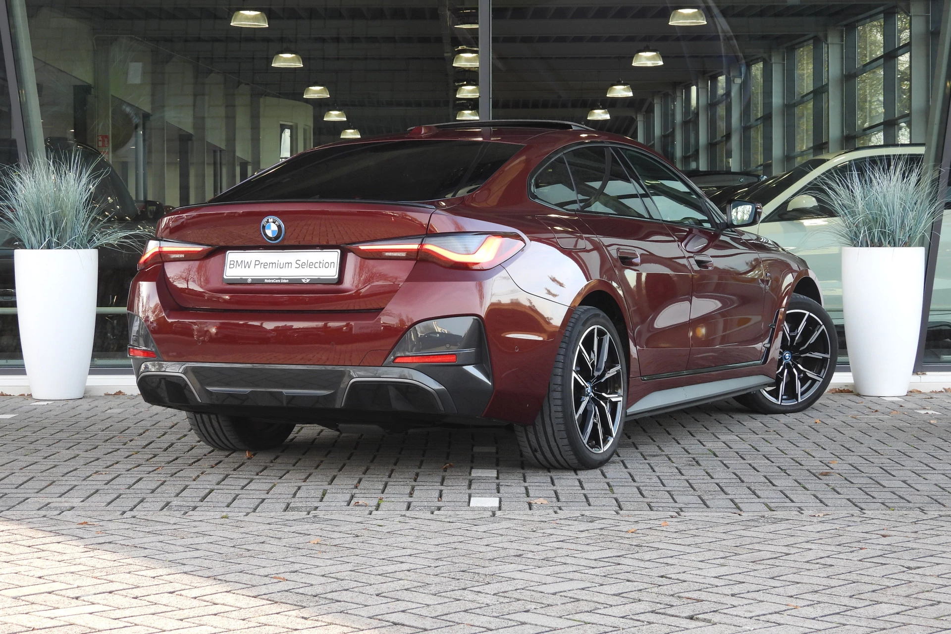 Hoofdafbeelding BMW i4