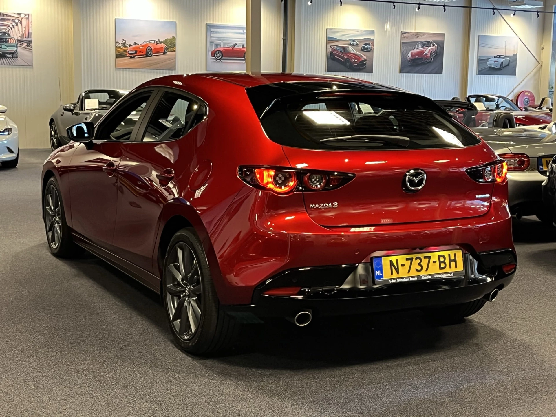Hoofdafbeelding Mazda 3