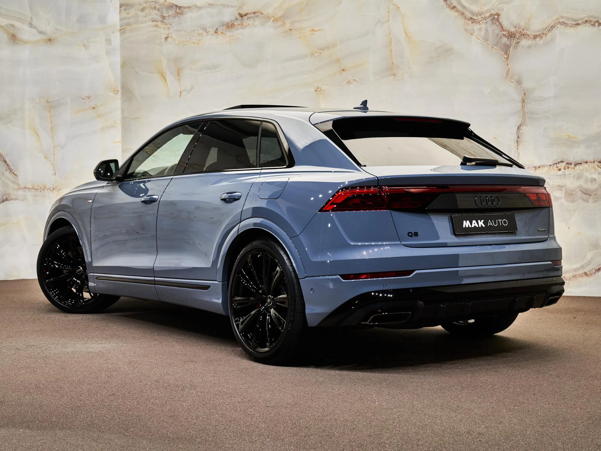 Hoofdafbeelding Audi Q8