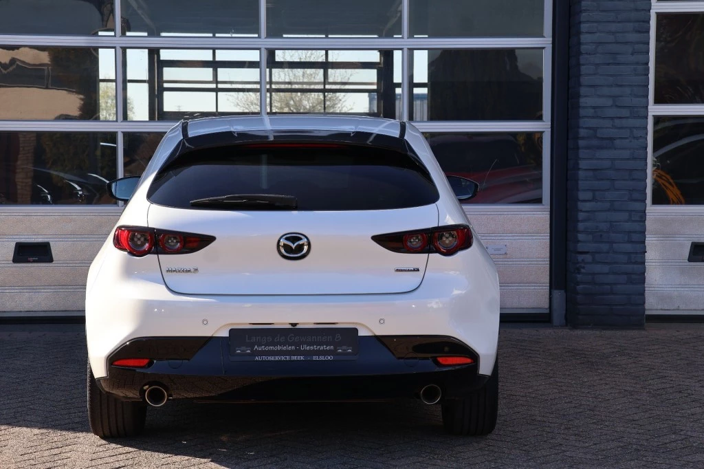 Hoofdafbeelding Mazda 3