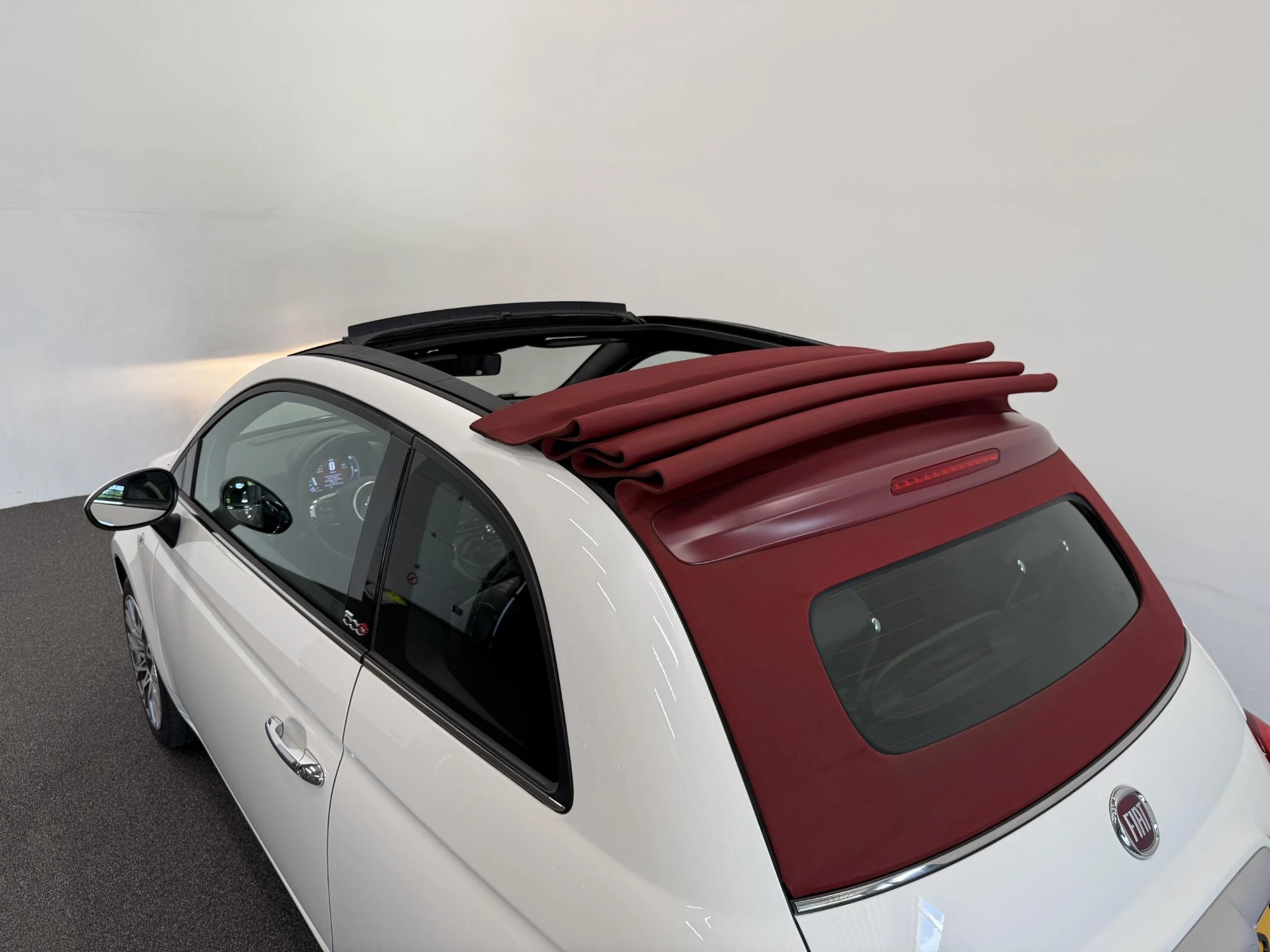 Hoofdafbeelding Fiat 500C