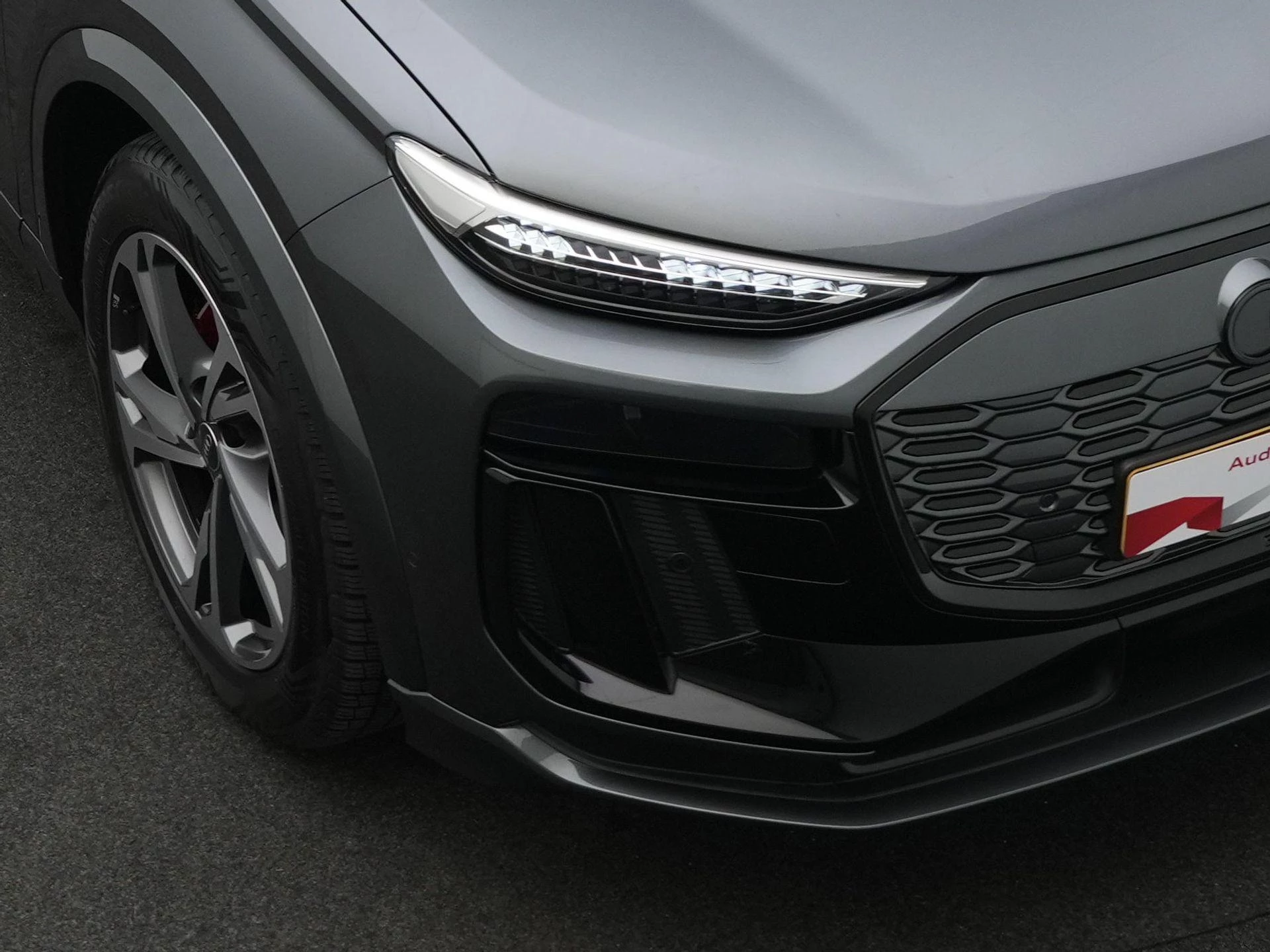 Hoofdafbeelding Audi Q6 e-tron