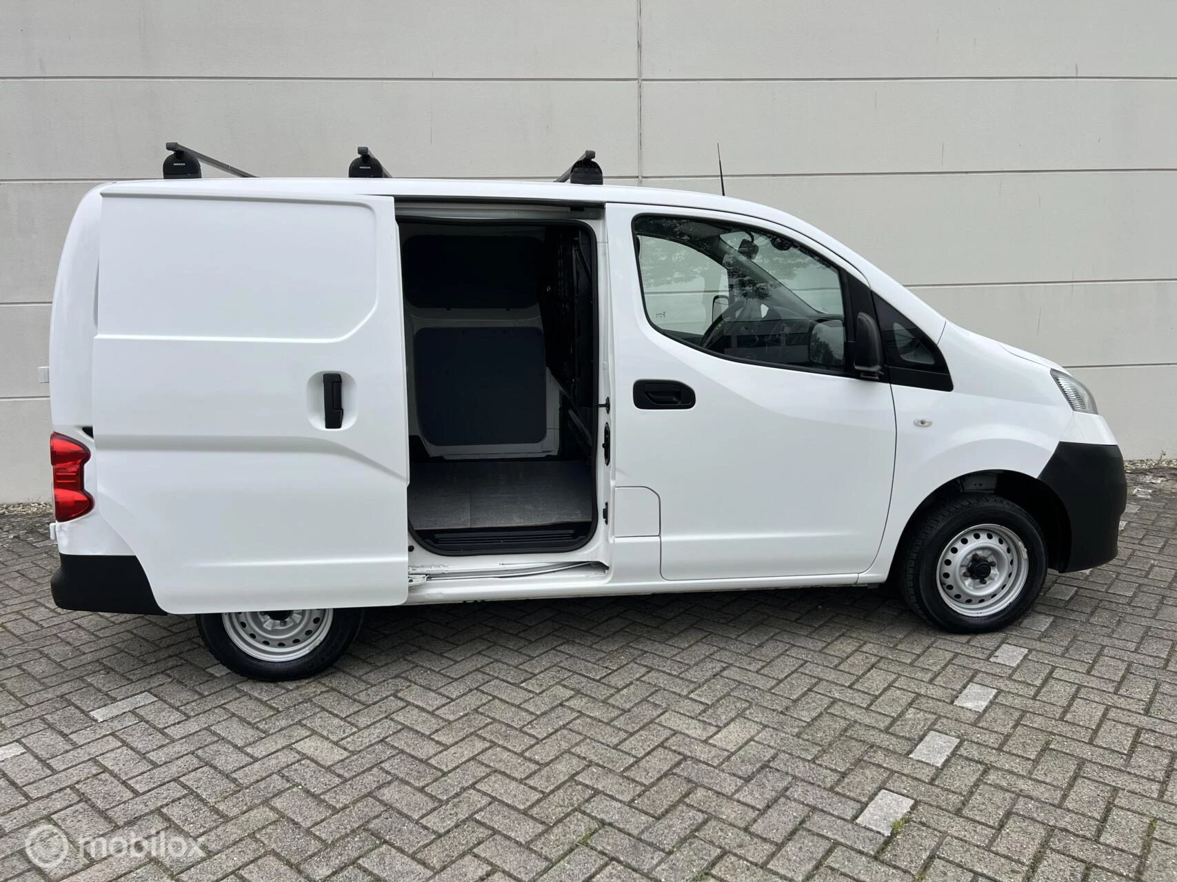 Hoofdafbeelding Nissan NV200