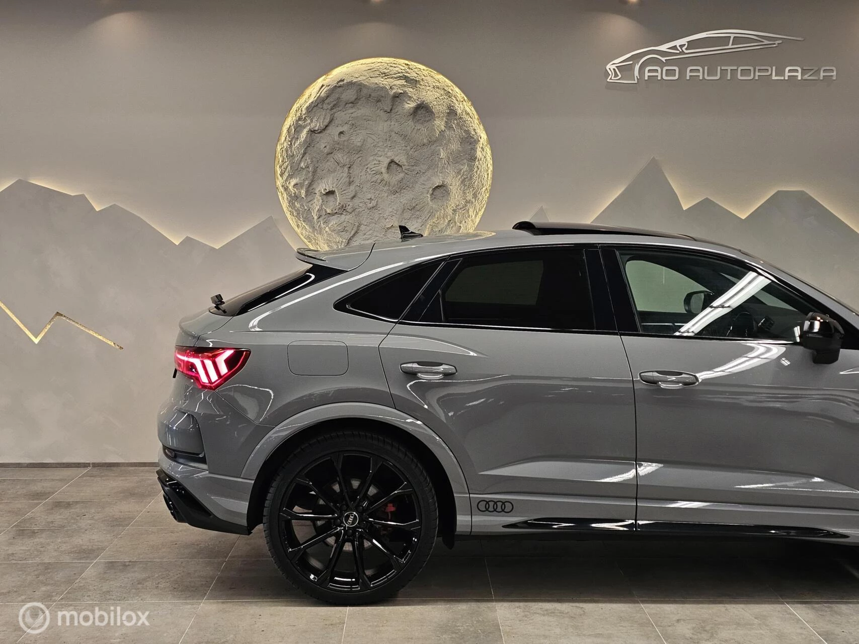 Hoofdafbeelding Audi RSQ3