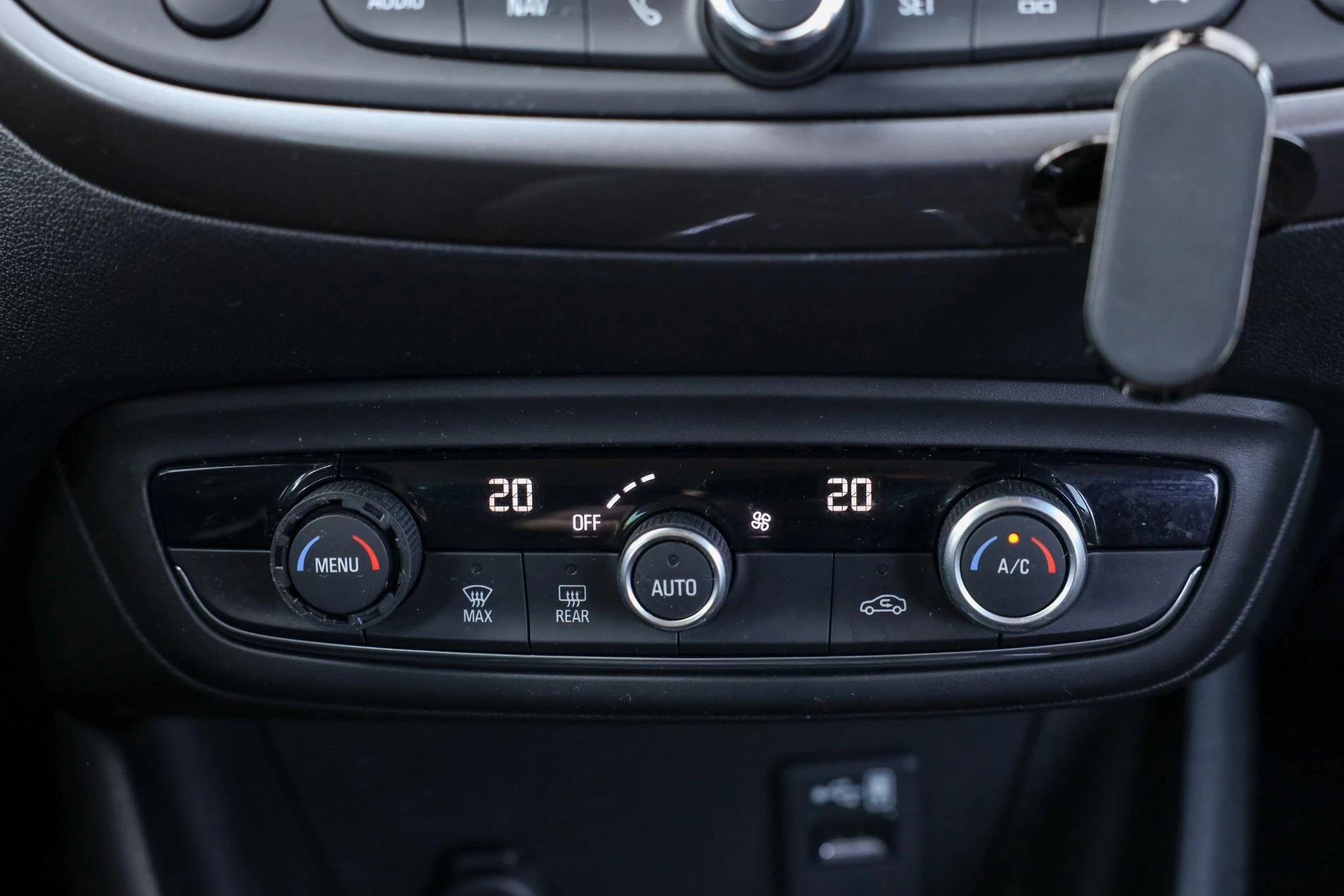 Hoofdafbeelding Opel Crossland X