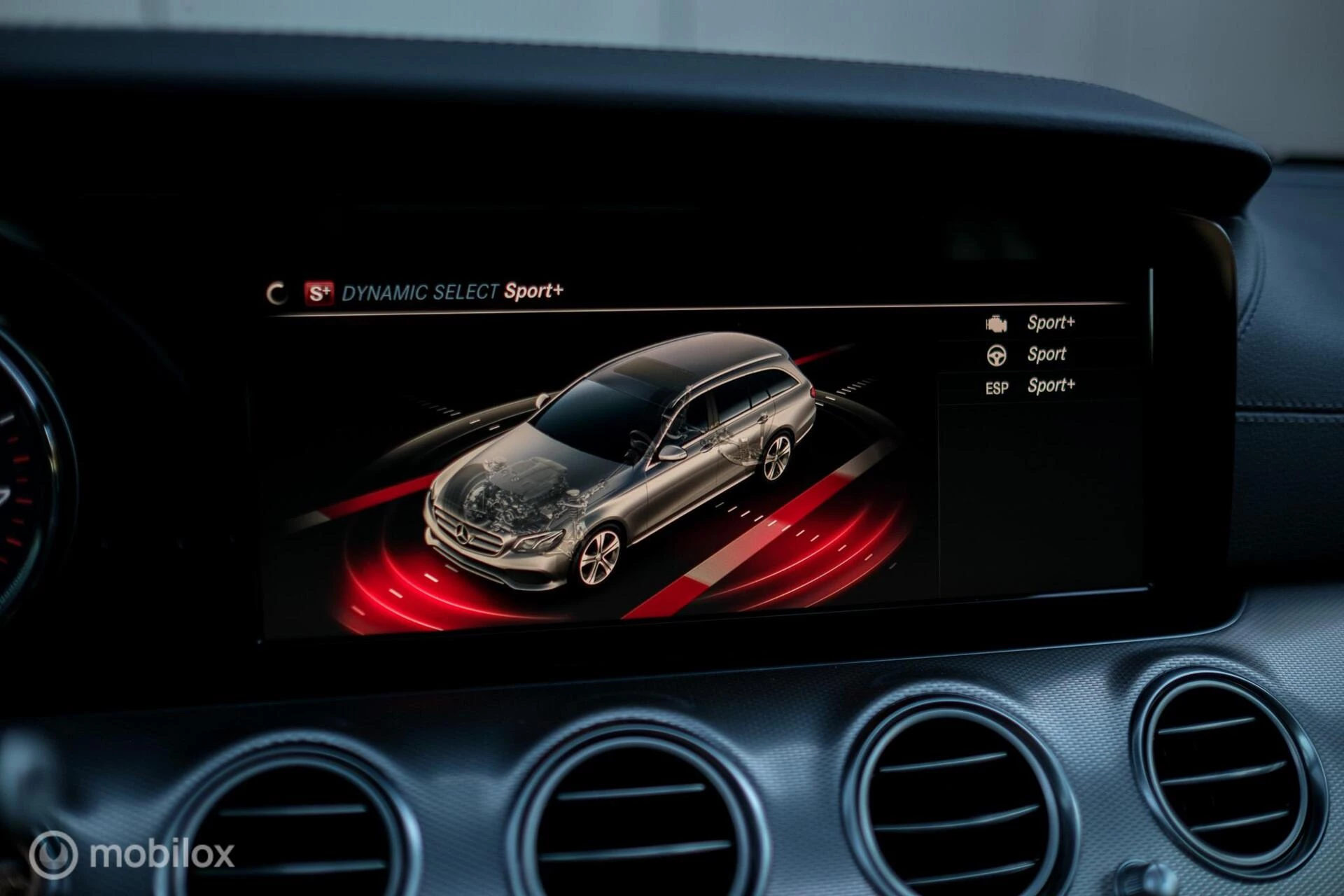 Hoofdafbeelding Mercedes-Benz E-Klasse