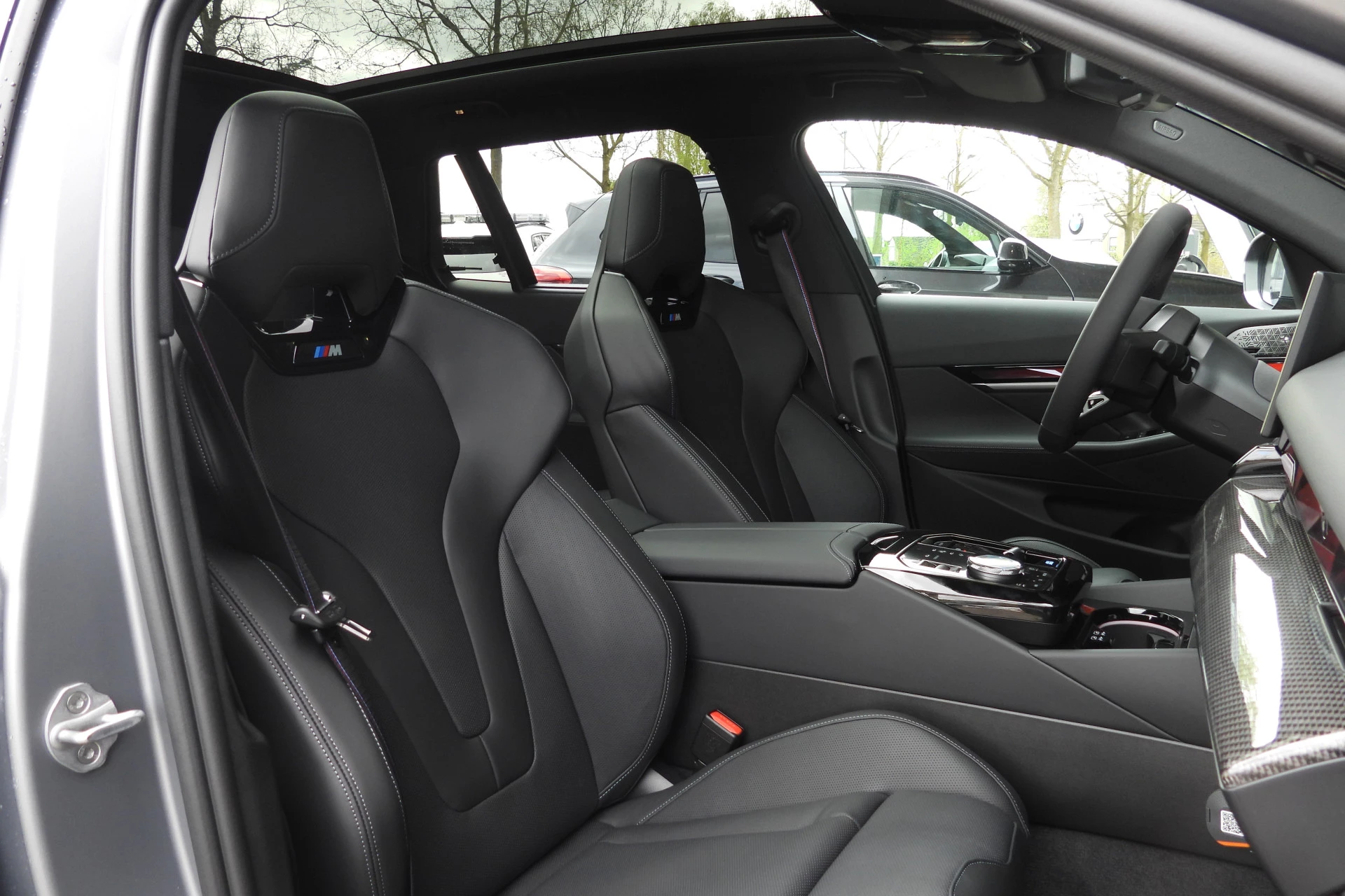 Hoofdafbeelding BMW i5