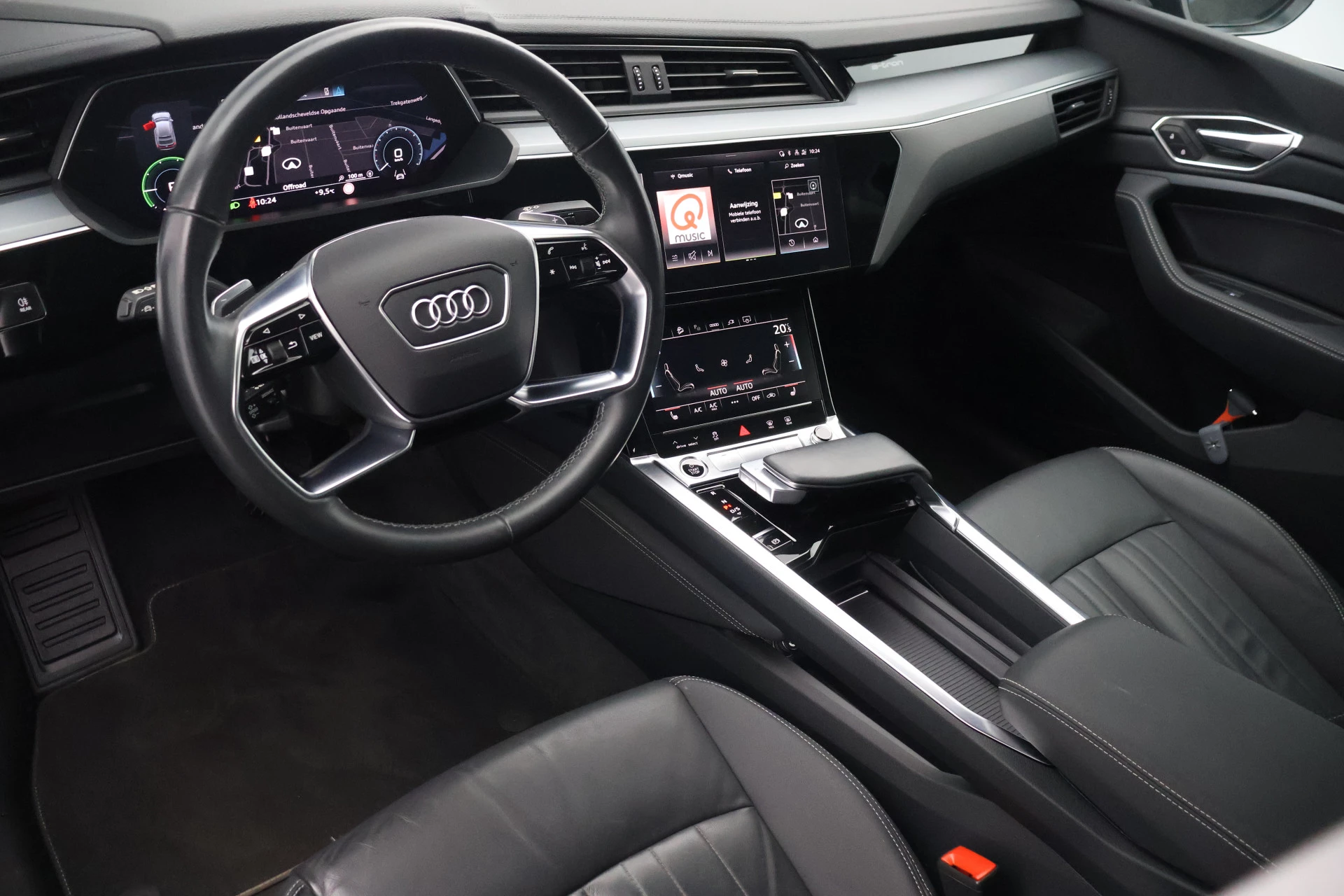 Hoofdafbeelding Audi e-tron