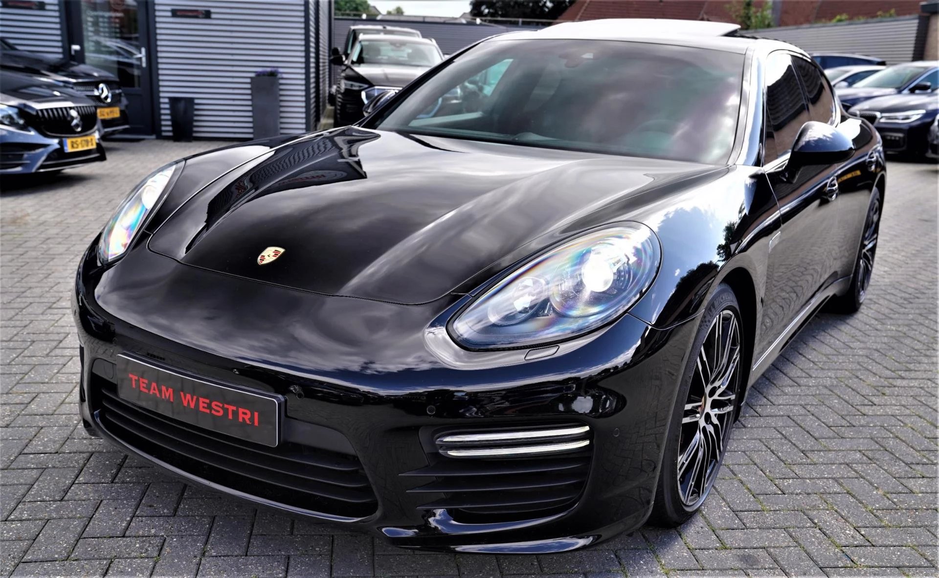 Hoofdafbeelding Porsche Panamera