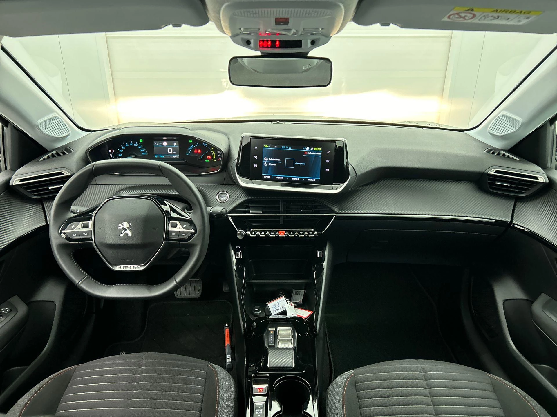 Hoofdafbeelding Peugeot e-208