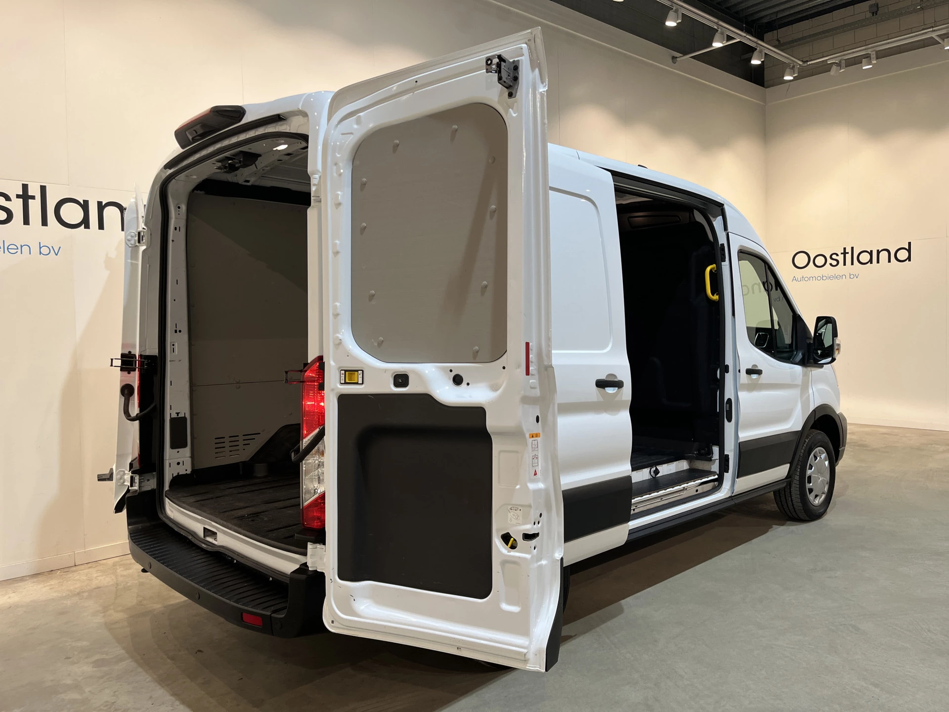 Hoofdafbeelding Ford E-Transit