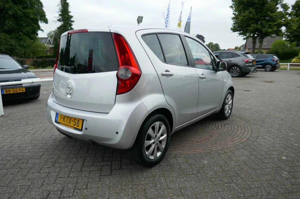 Hoofdafbeelding Opel Agila