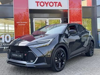 Hoofdafbeelding Toyota C-HR Toyota C-HR 1.8 Hybrid 140 Black Edition NIEUW DIRECT UIT VOORRAAD LEVERBAAR