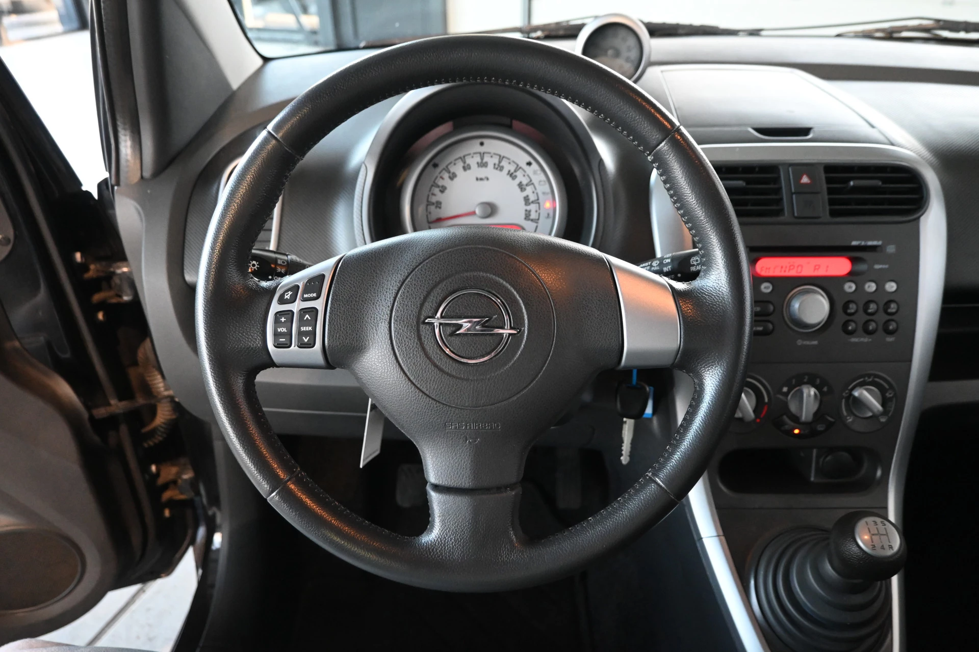 Hoofdafbeelding Opel Agila