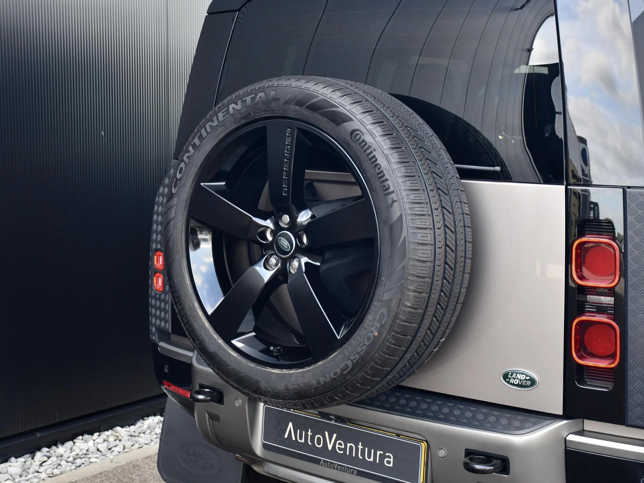 Hoofdafbeelding Land Rover Defender