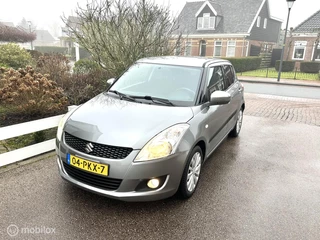 Suzuki Swift 1.2 Exclusive 5-DEURS CLIMATE CONTROLE STOELVERWARMING PARKEERSENSOREN ZEER NETTE AUTO!!
