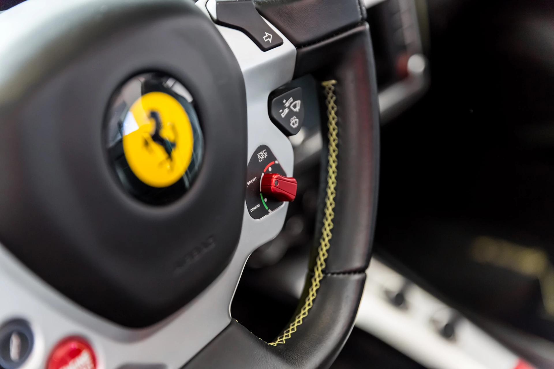 Hoofdafbeelding Ferrari California