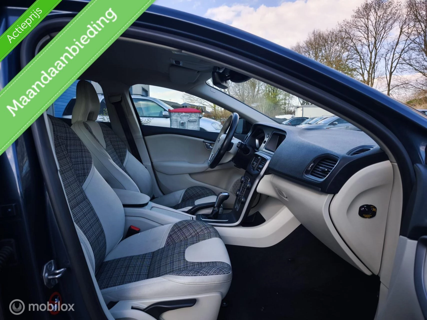 Hoofdafbeelding Volvo V40