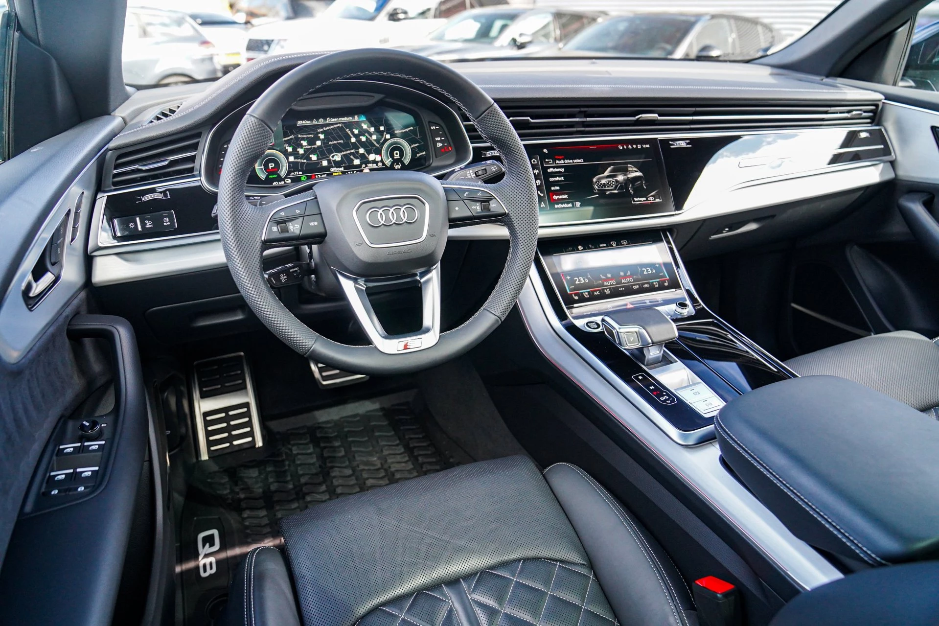 Hoofdafbeelding Audi Q8