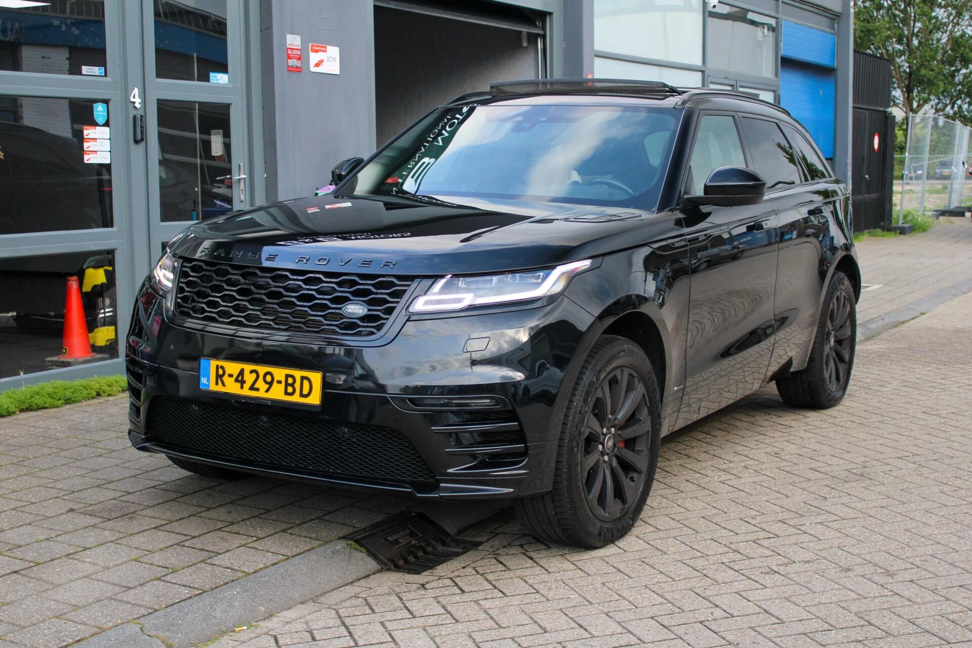 Hoofdafbeelding Land Rover Range Rover Velar