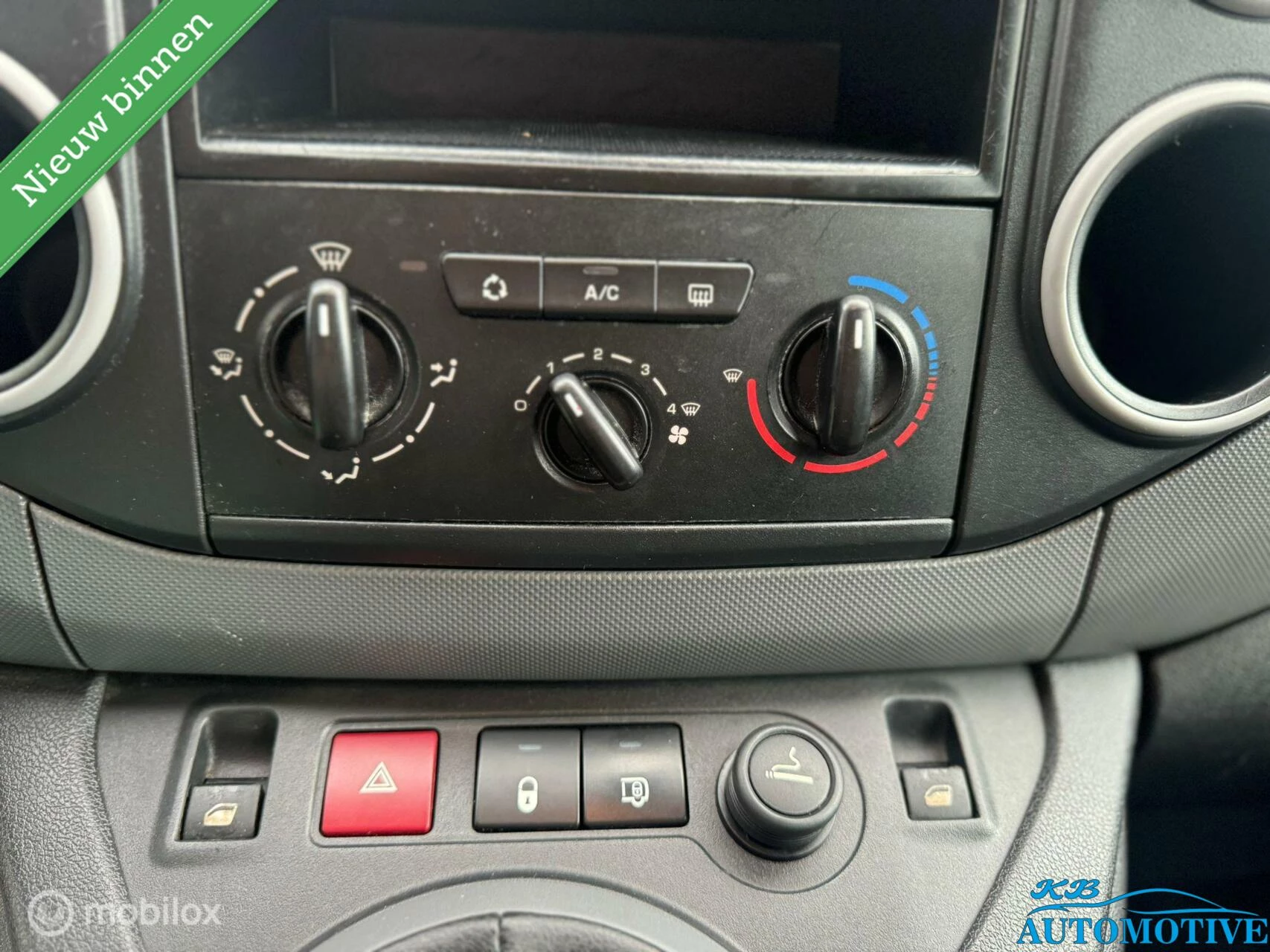 Hoofdafbeelding Peugeot Partner