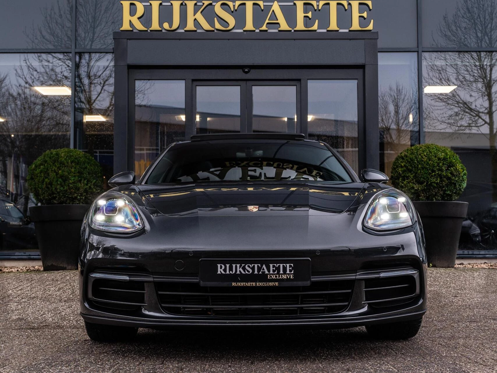 Hoofdafbeelding Porsche Panamera