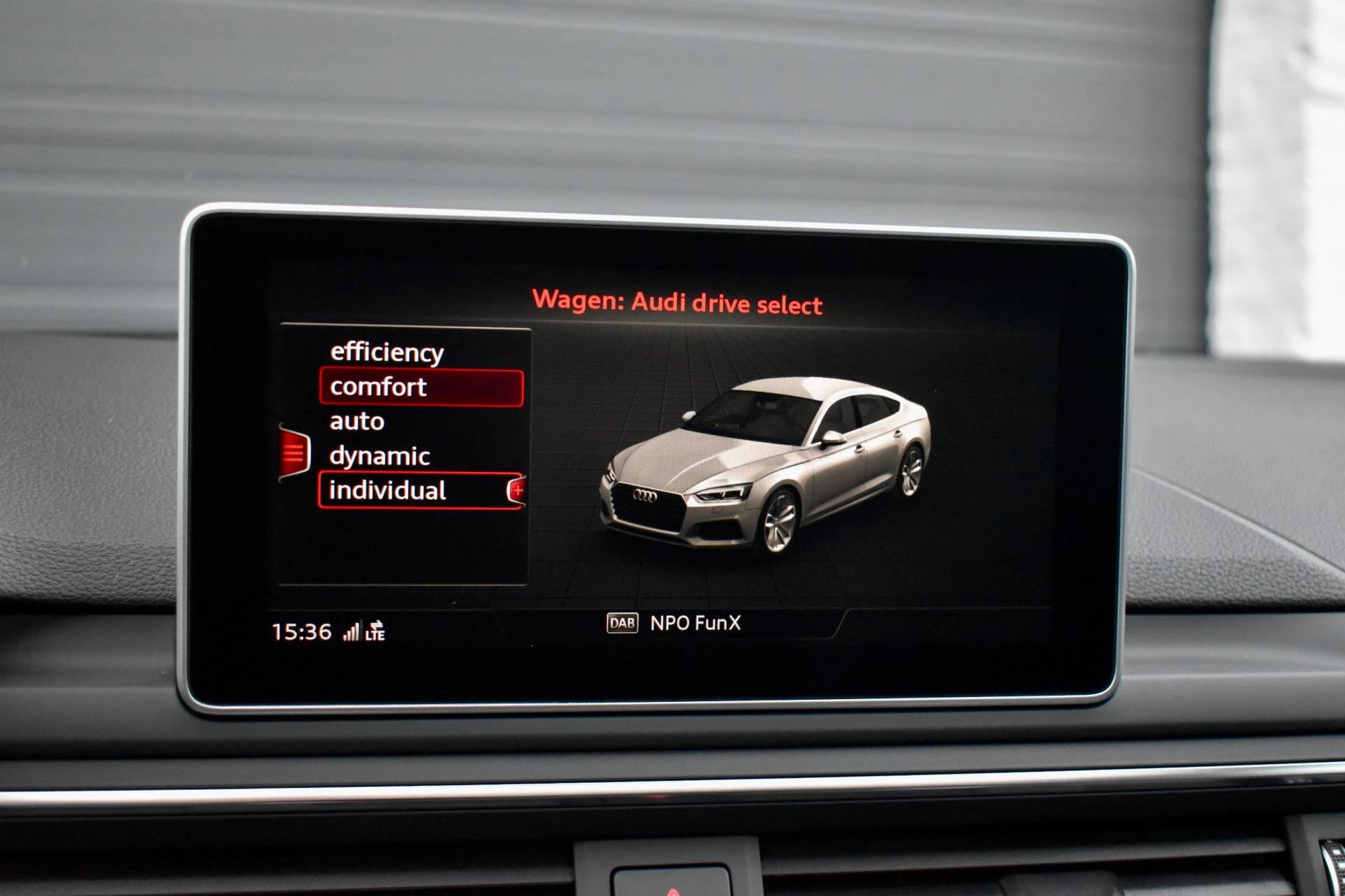 Hoofdafbeelding Audi S5