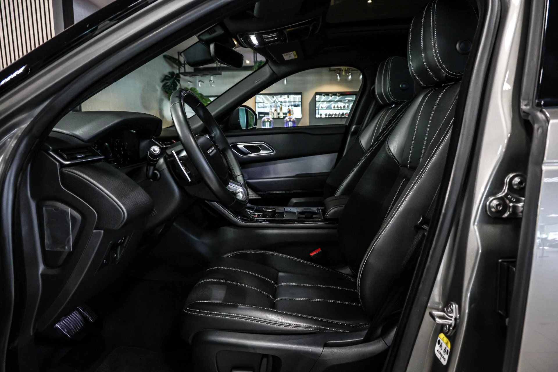 Hoofdafbeelding Land Rover Range Rover Velar