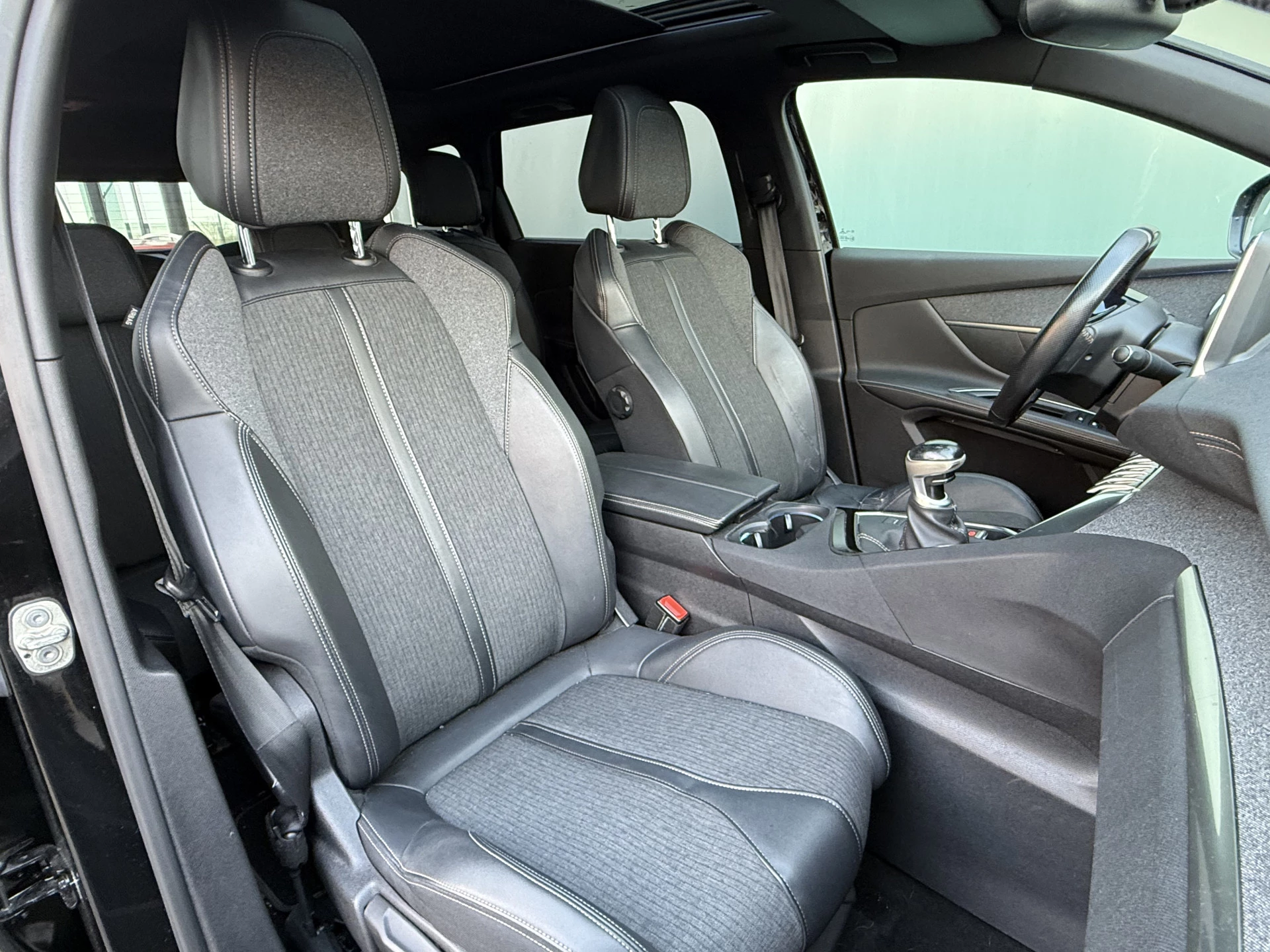 Hoofdafbeelding Peugeot 5008