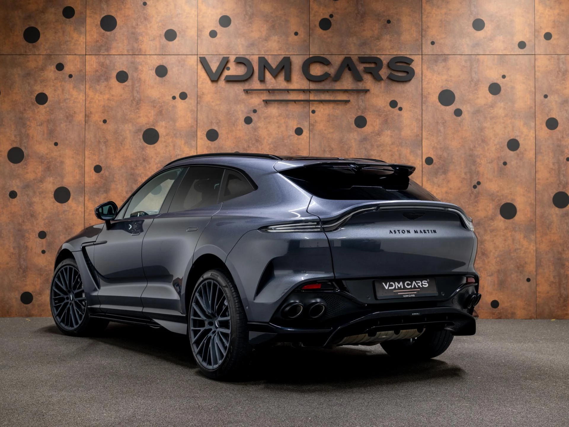 Hoofdafbeelding Aston Martin DBX