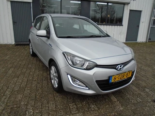Hyundai i20 1.2I I-DEAL