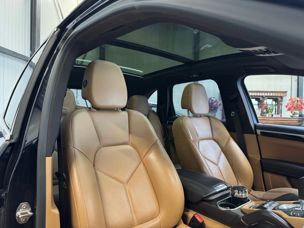 Hoofdafbeelding Porsche Cayenne