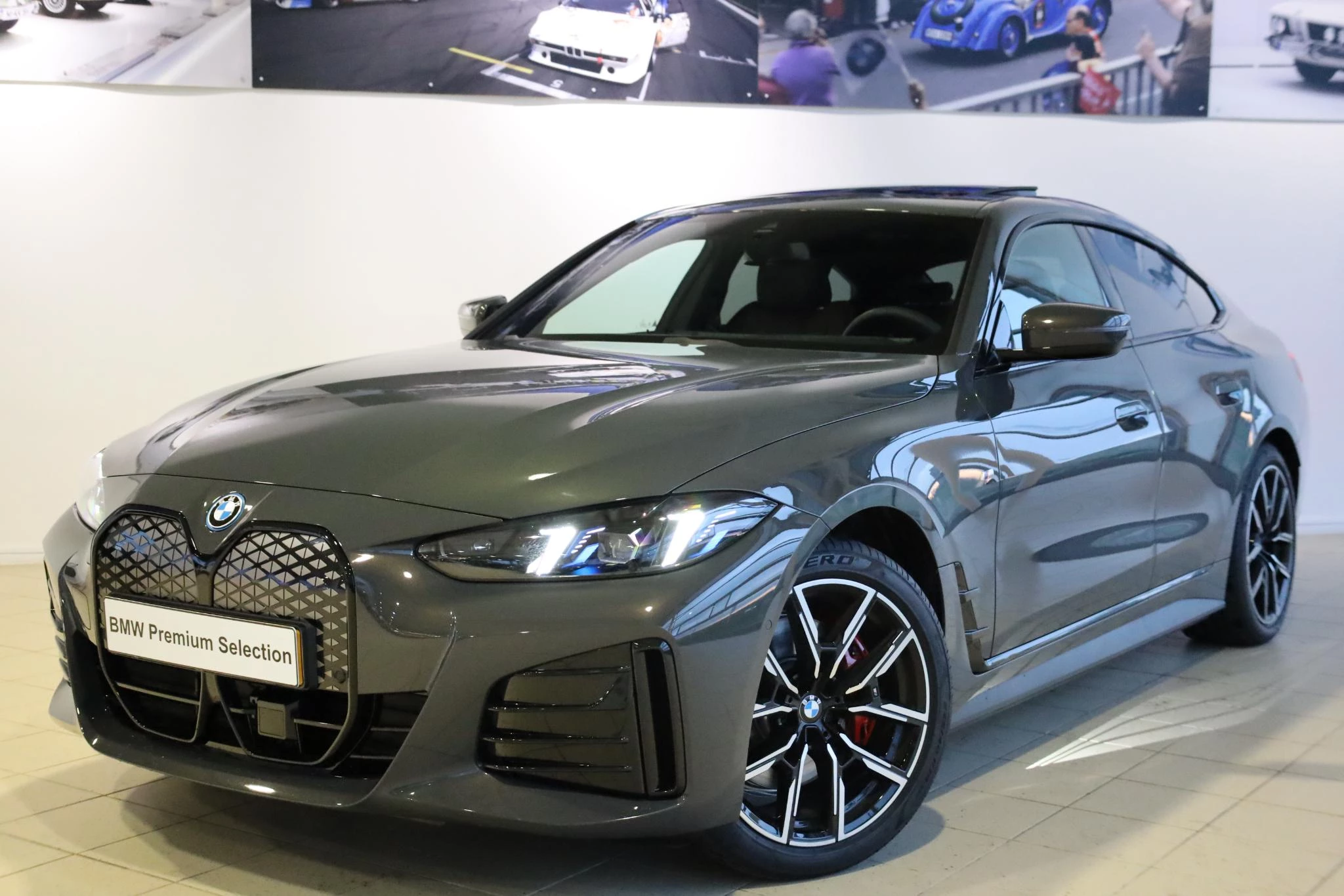 Hoofdafbeelding BMW i4