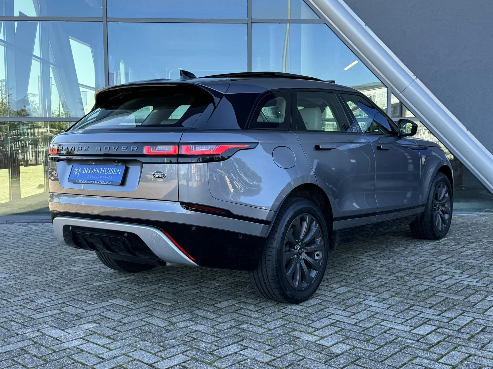 Hoofdafbeelding Land Rover Range Rover Velar