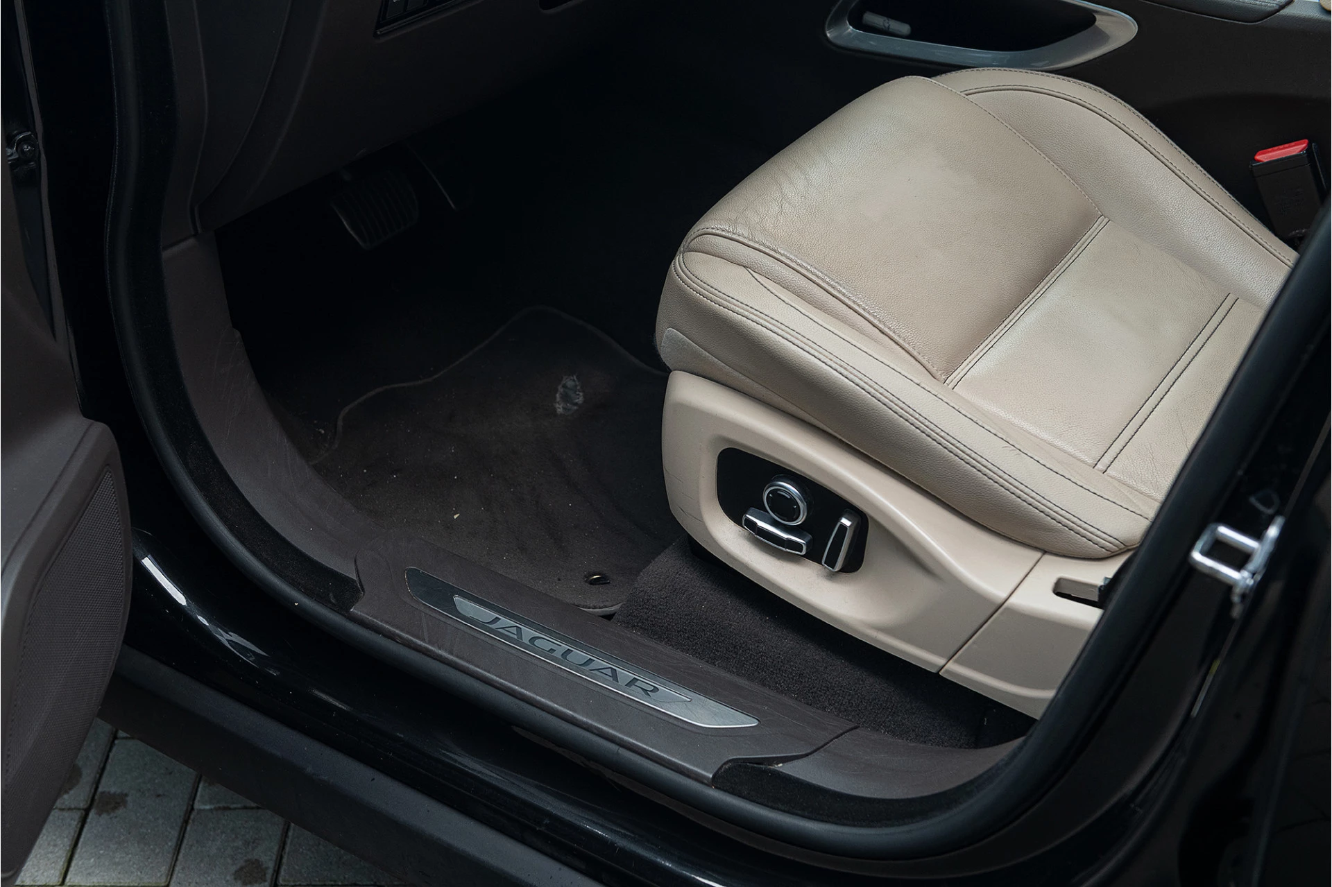 Hoofdafbeelding Jaguar F-PACE