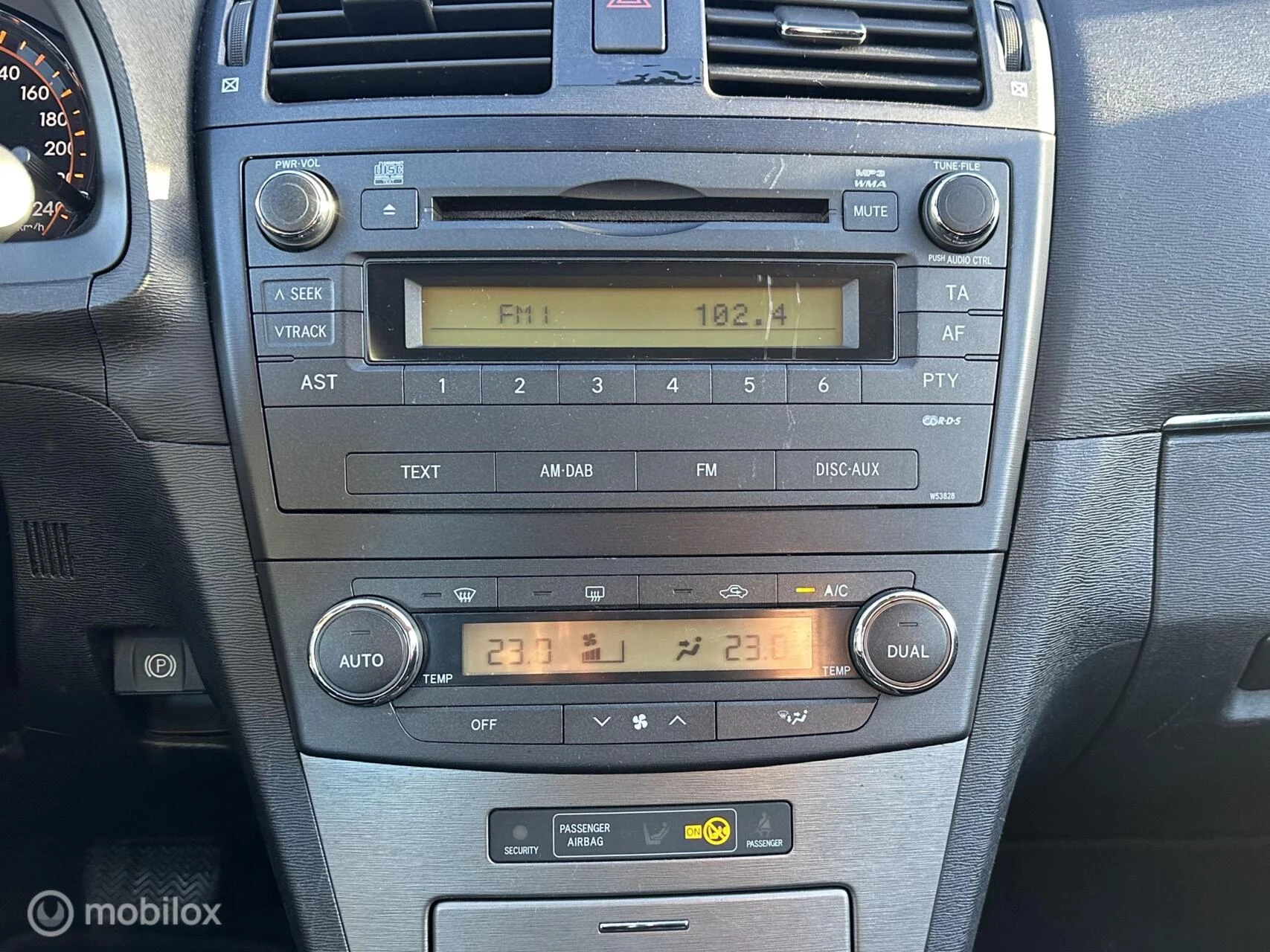 Hoofdafbeelding Toyota Avensis