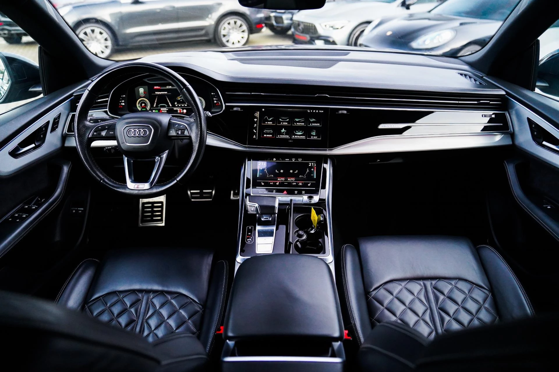 Hoofdafbeelding Audi Q8