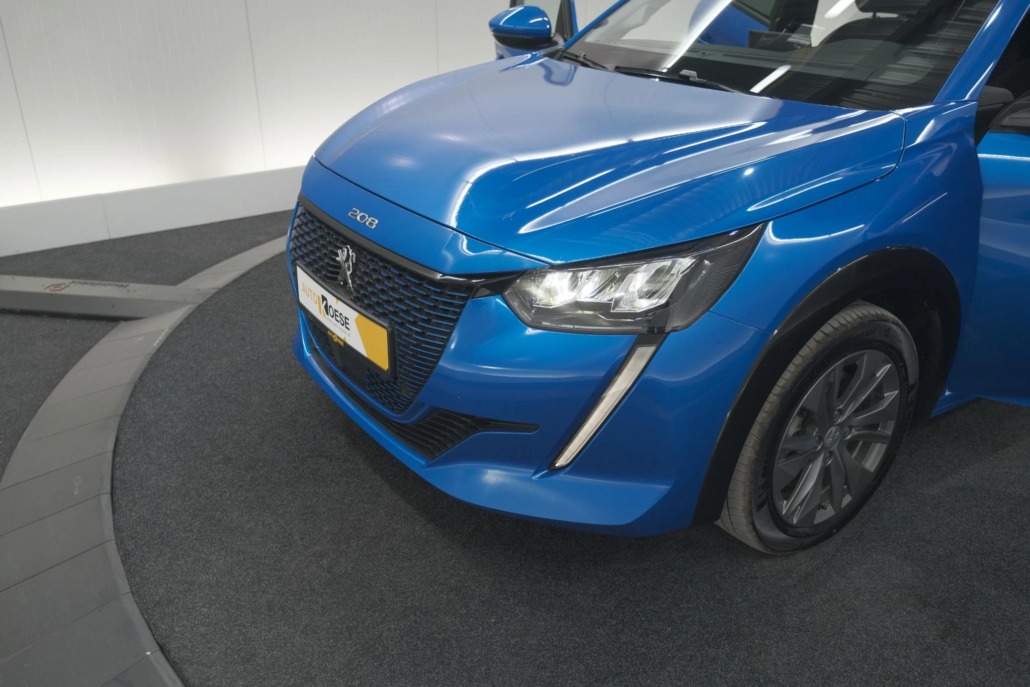 Hoofdafbeelding Peugeot e-208