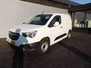 Hoofdafbeelding Opel Combo Opel Combo 1.2 Turbo L1H1 Edition benzine motor
