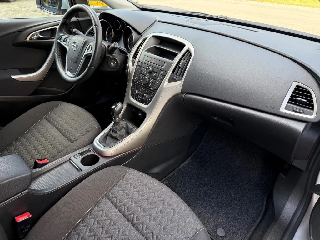 Hoofdafbeelding Opel Astra