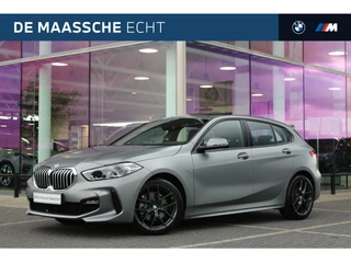 BMW 1 Serie 118i M Sport Automaat / Panoramadak / Sportstoelen / Achteruitrijcamera / LED / Live Cockpit Professional / M Sportonderstel