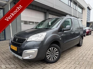 Peugeot Partner 1.2 Benzine | Lage km's | Navigatie | 5 zit