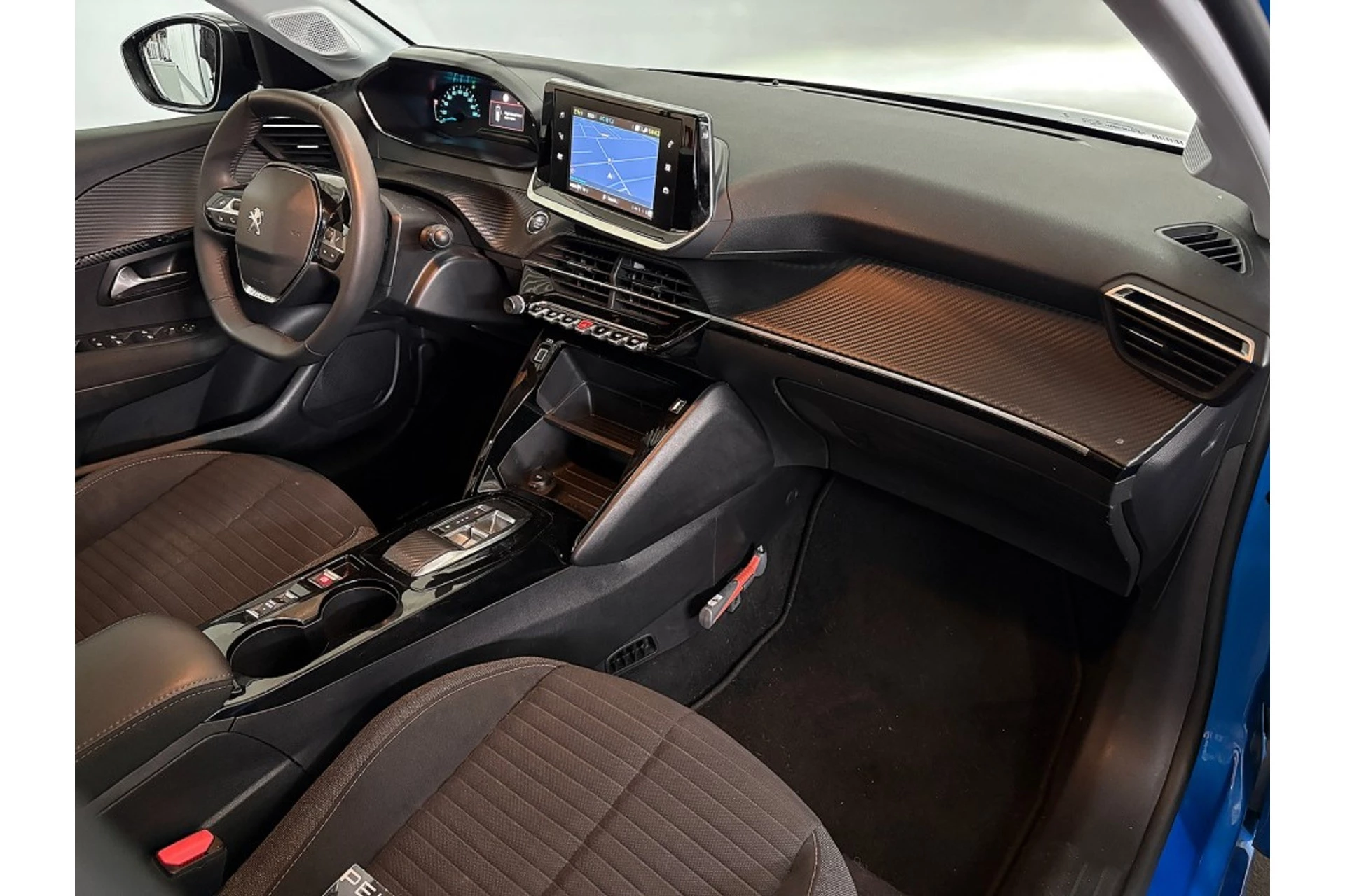 Hoofdafbeelding Peugeot e-208