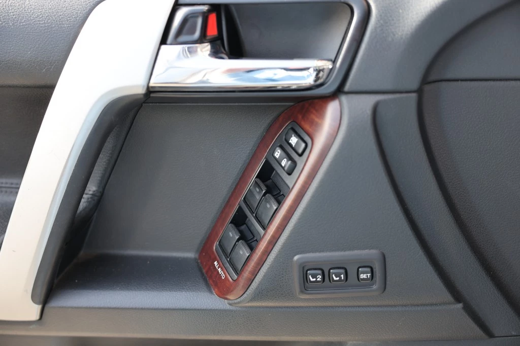 Hoofdafbeelding Toyota Land Cruiser