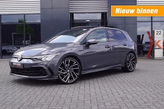 Volkswagen Golf 1.5 TSI DSG R-Line 150pk/ Panodak /Trekhaak/ Camera / 19 Inch/DCC/ACC