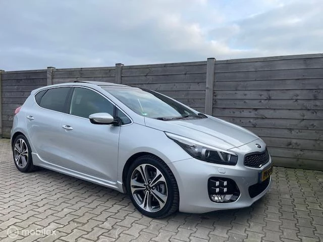 Hoofdafbeelding Kia cee'd