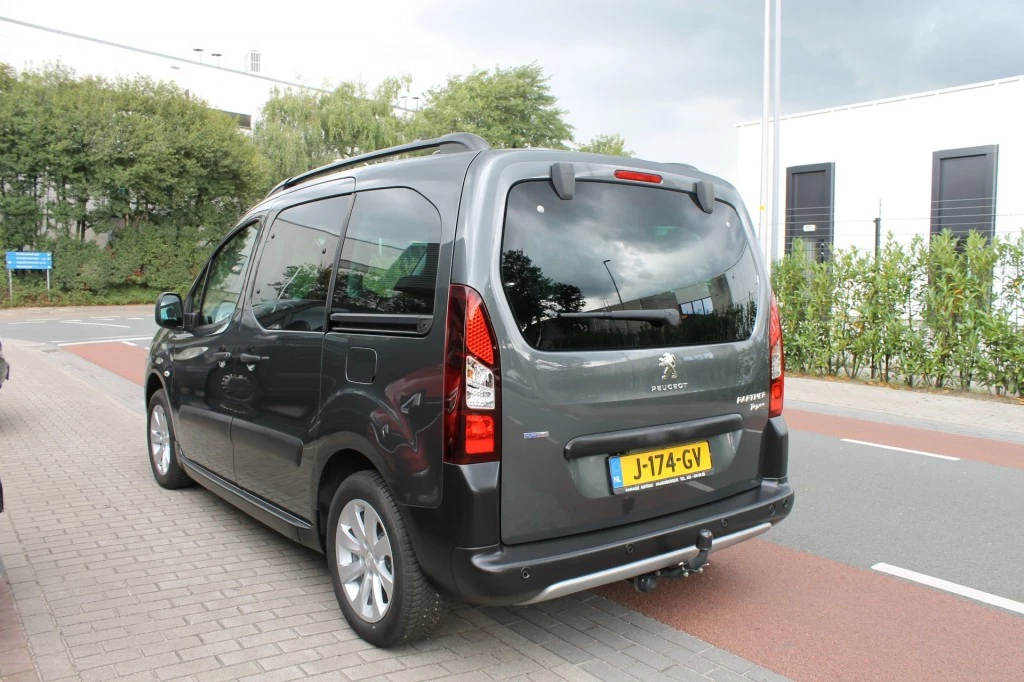 Hoofdafbeelding Peugeot Partner