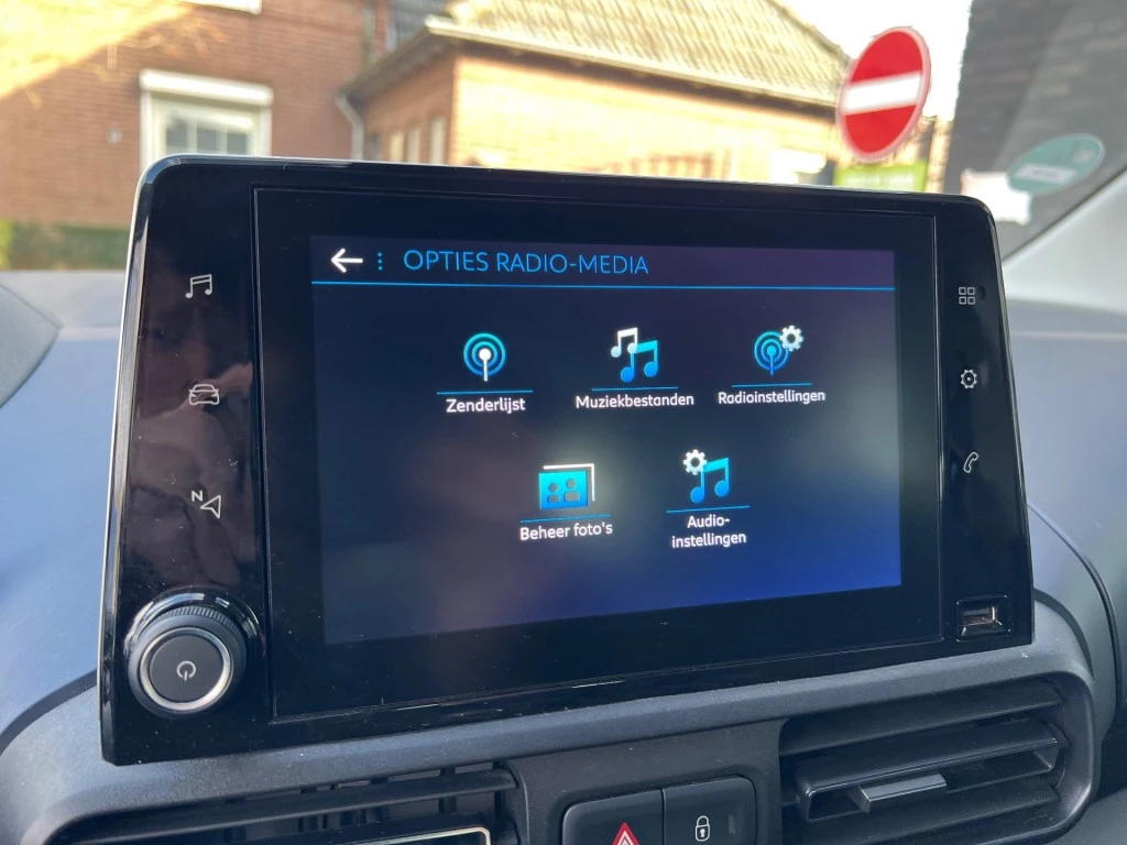 Hoofdafbeelding Peugeot Rifter